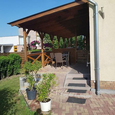 Pagrepe Apartman Balatonvilágos Exterior photo